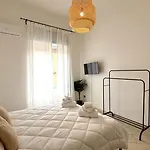 Cozy Central Apartment Napoli