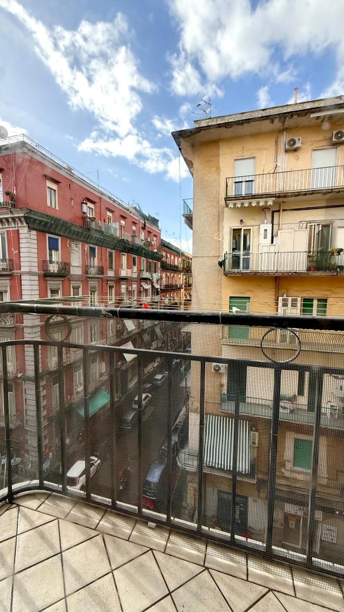 Cozy * Naples
